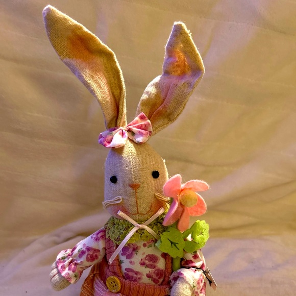 Pier 1 Easter Bunny Rabbit Shelf Sitter Dangle Button Legs Farmhouse Decor - Picture 6 of 11